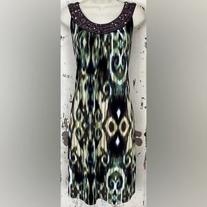 Women’s Dress. Vibrant and perfect condition.